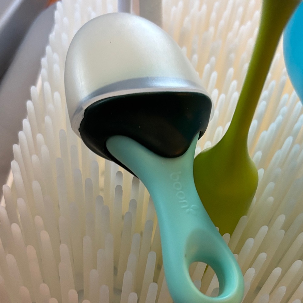 Colorful Baby Bottle Drying Rack - Picture 2 of 4
